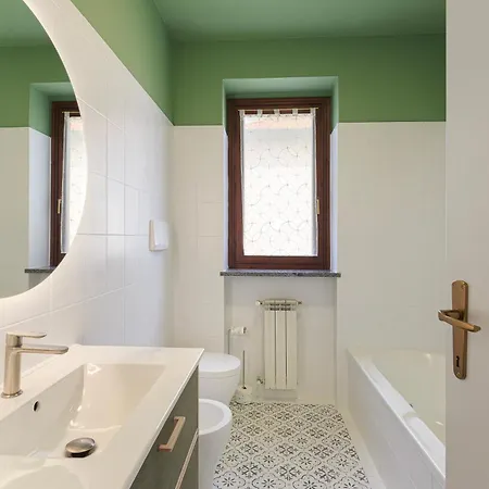 شقة Raffaello ستريزا