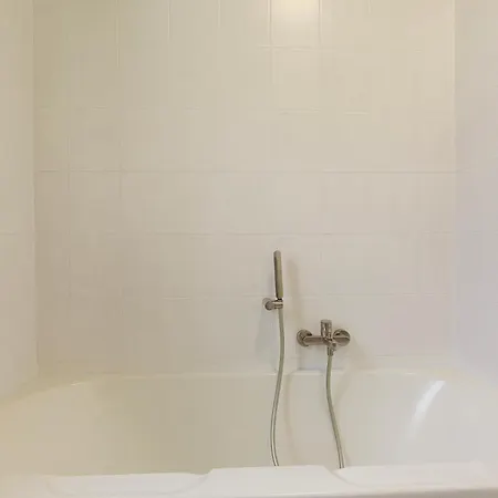 דירה Raffaello סטרסה